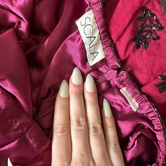 Scala Maroon Beaded Backless Dress - Picture 5 of 8